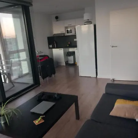 Standing Vue Panoramique Sur *