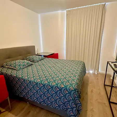 Standing Vue Panoramique Sur Nantes